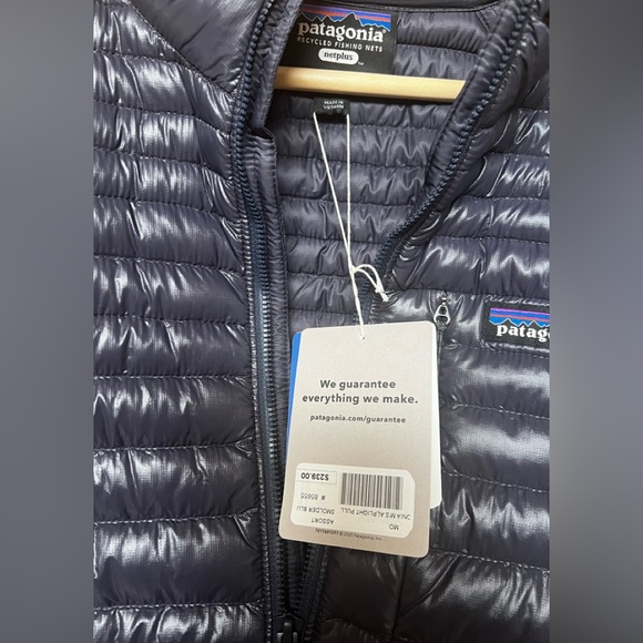 Patagonia AlpLight Jacket 1/4 zip SALE!!  NEW with tags!  NAVY -size medium - Picture 5 of 9